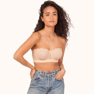 Lively Lace Strapless Bra, Convertible Straps, in Toasted Almond
